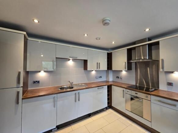 Property photo 2 of 10