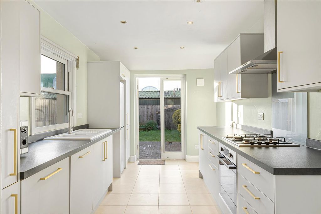 Property photo 3 of 30 3