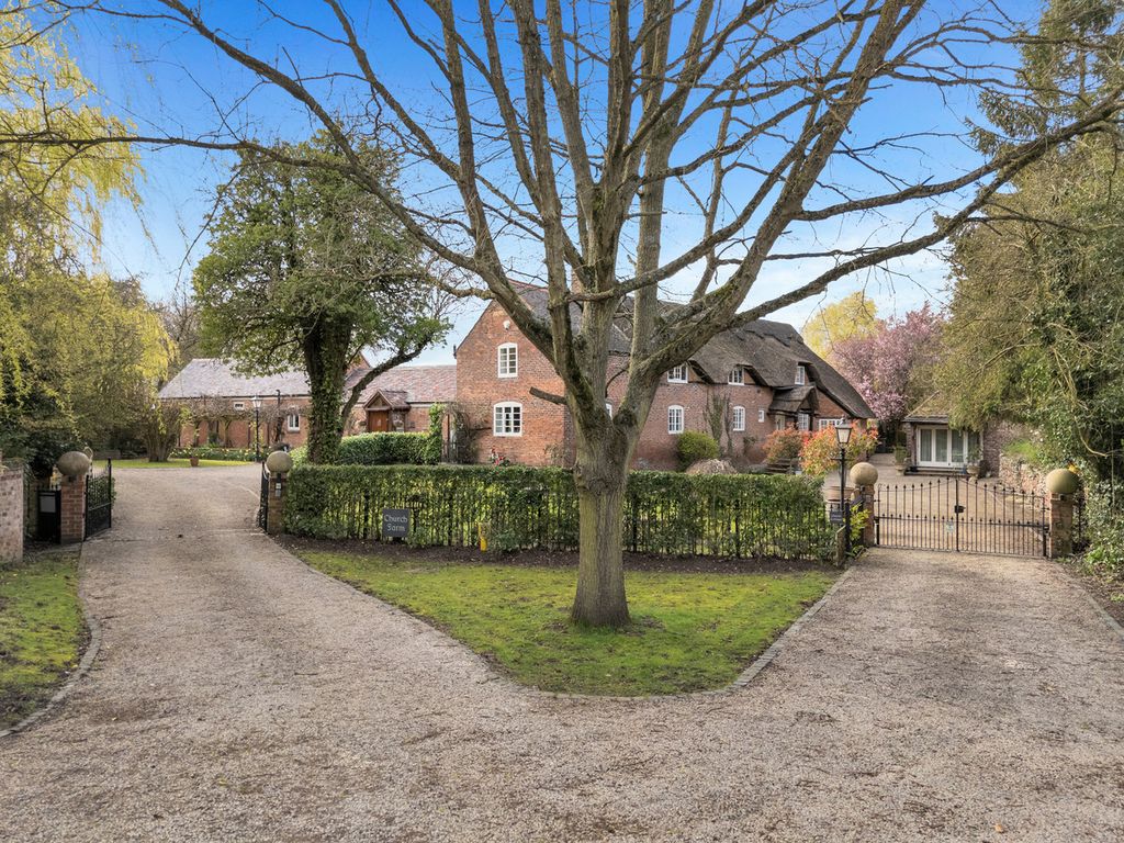 Property photo 1 of 50