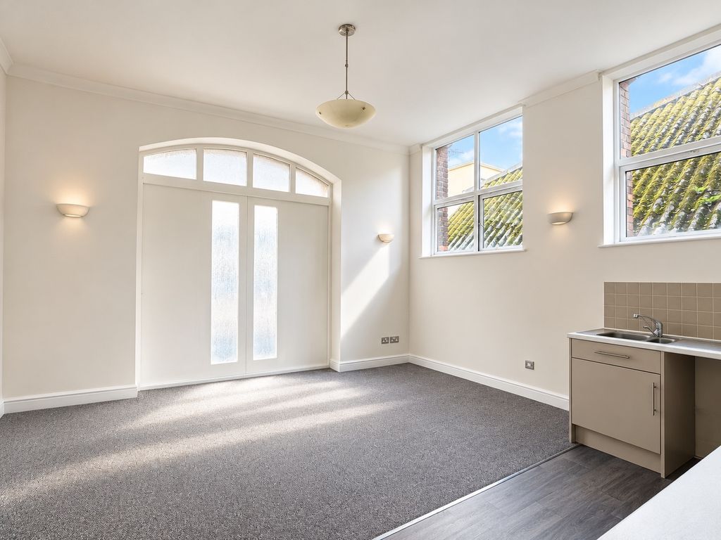 Property photo 2 of 4