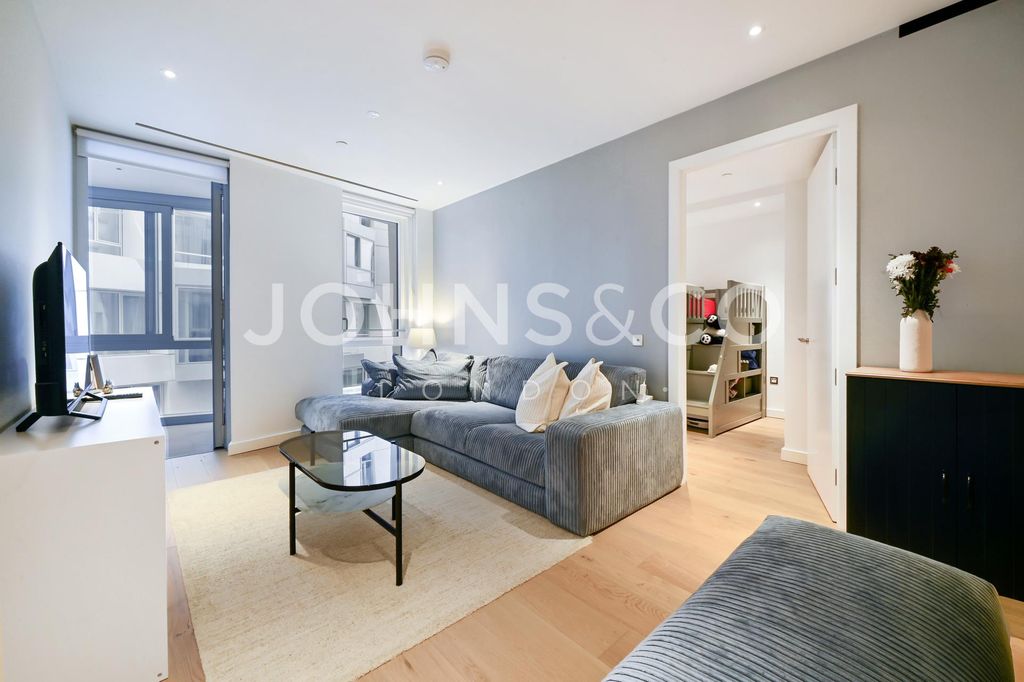 Property photo 2 of 12