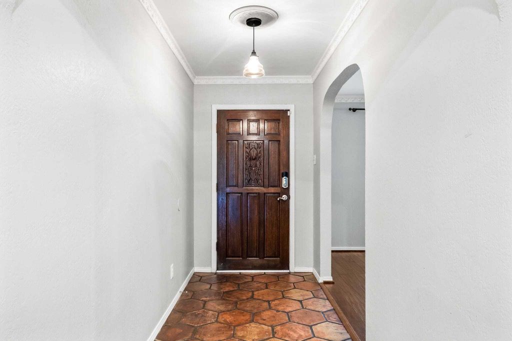 Property photo 3 of 25 <Alttext/>