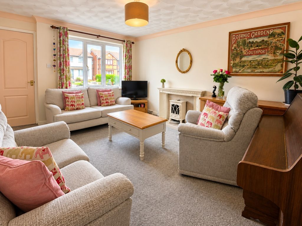 Property photo 3 of 19 5270864