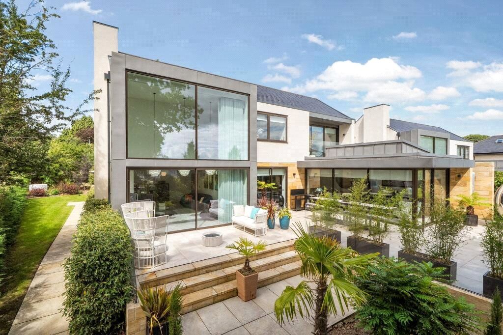 Property photo 3 of 23 Picture No. 33