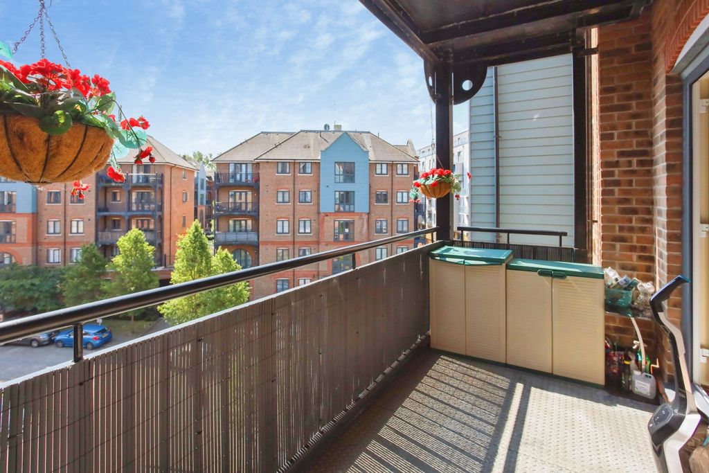 Property photo 3 of 15 Pbox-Img.Jpg