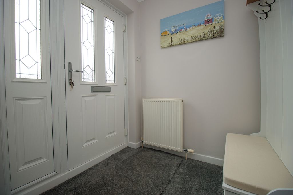 Property photo 2 of 24