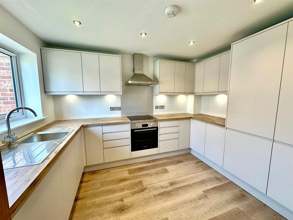 Property photo 2 of 11 Whatsapp Image 2026-03-20 At 12.19.26d.Jpeg