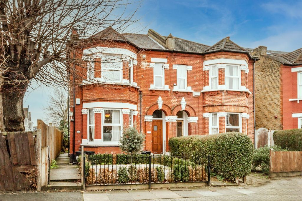 Property photo 1 of 13