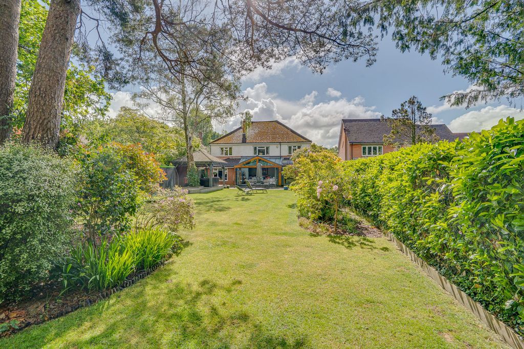 Property photo 3 of 22