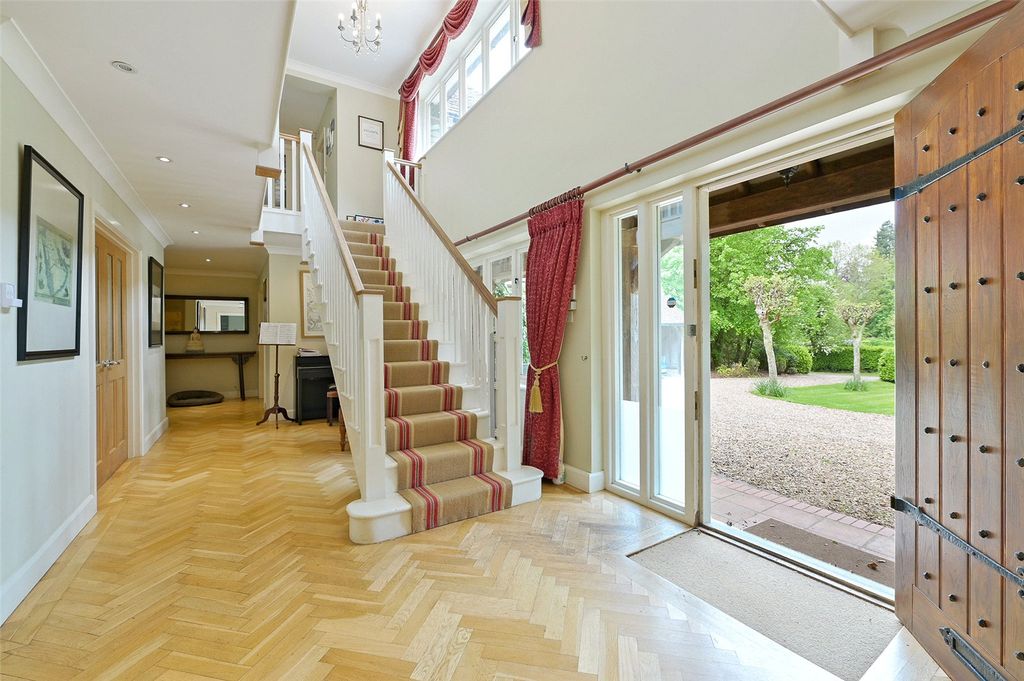 Property photo 2 of 11 Picture No. 35
