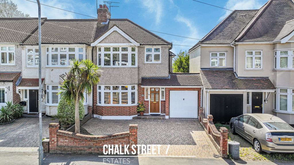 Property photo 1 of 35