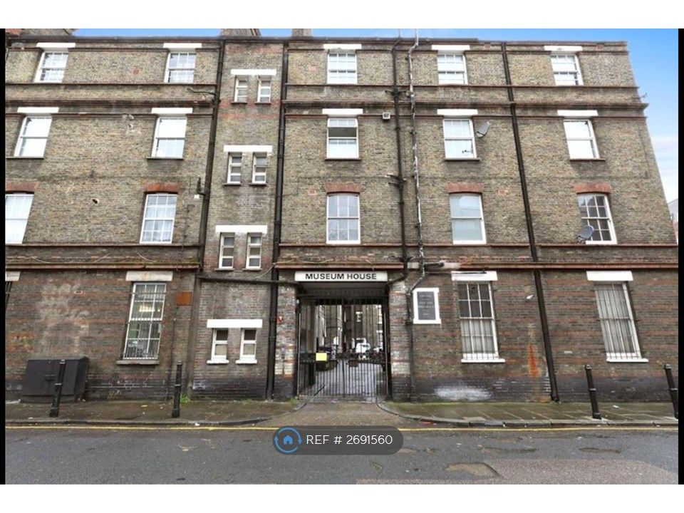 Property photo 2 of 9 Building