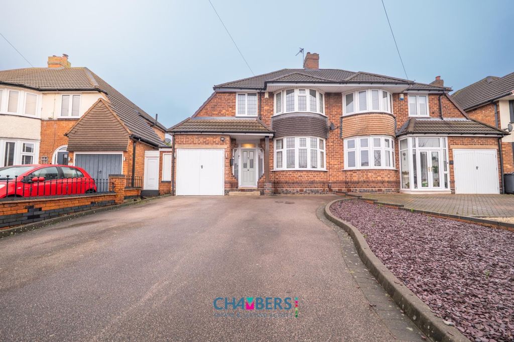 Property photo 1 of 47 Approach