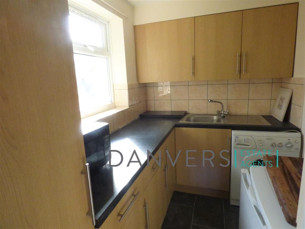 Property photo 2 of 4 P1220822.Jpg