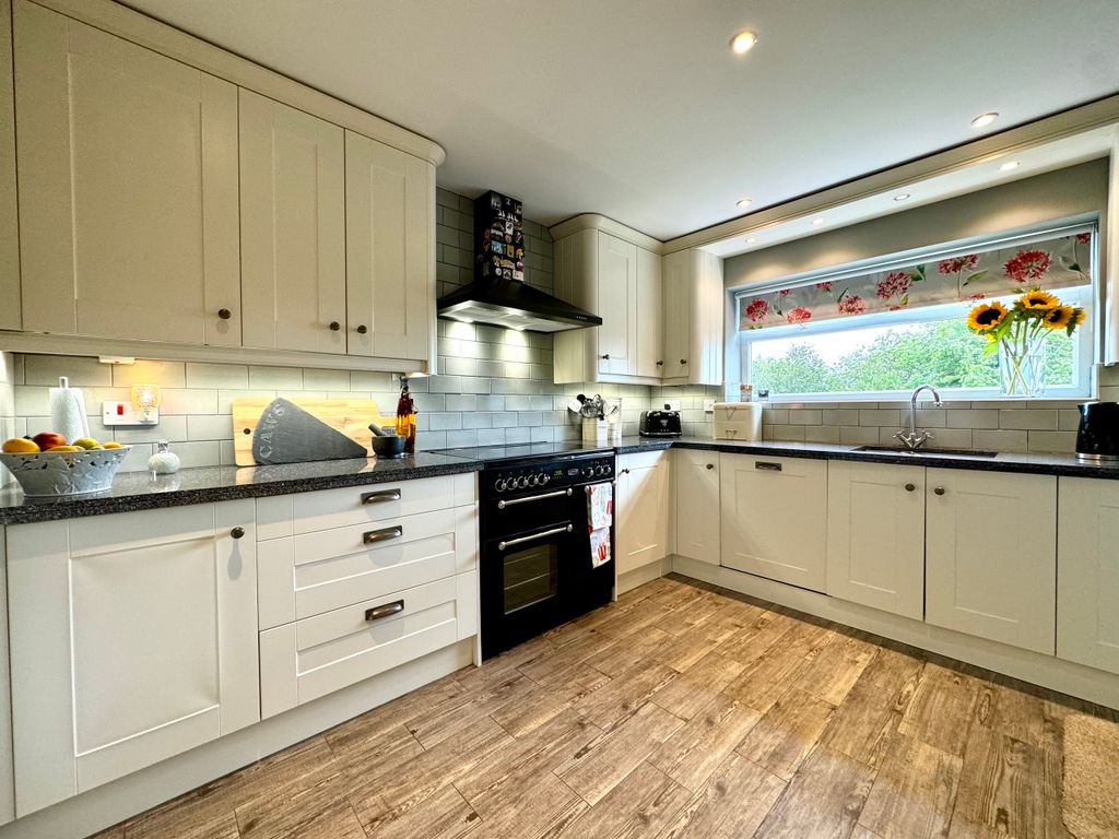 Property photo 3 of 30 Img_7120.Jpeg