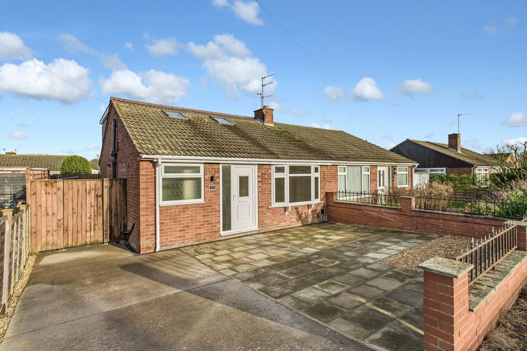 Property photo 3 of 18 Front