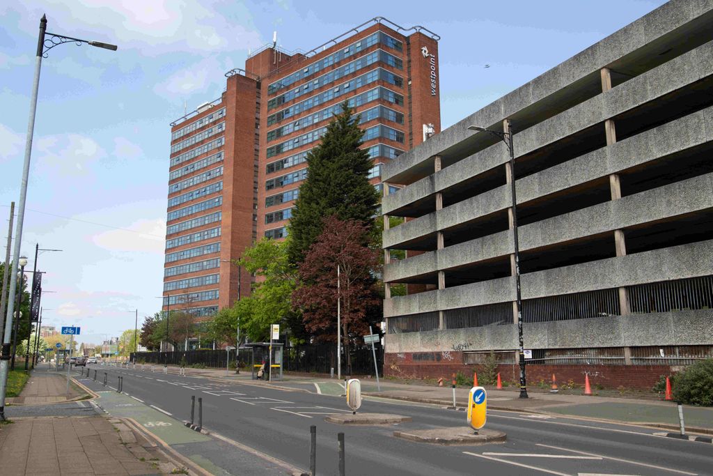 Property photo 1 of 10