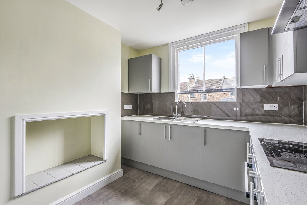 Property photo 3 of 5 564641 (3)