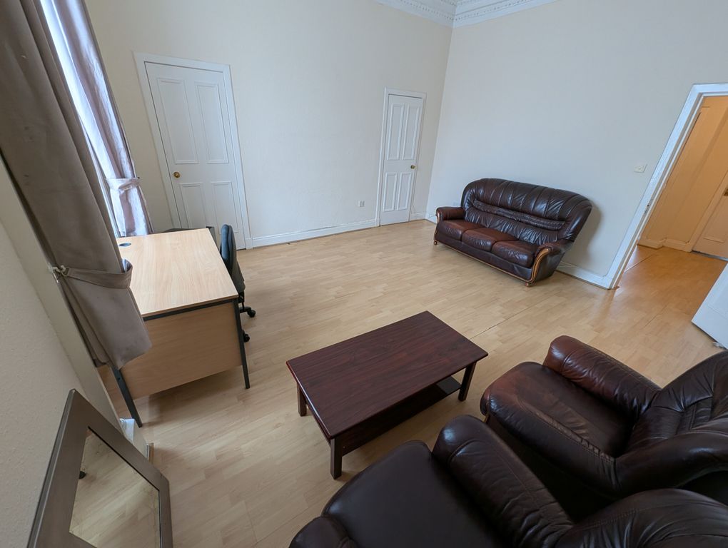Property photo 3 of 6 Gallery