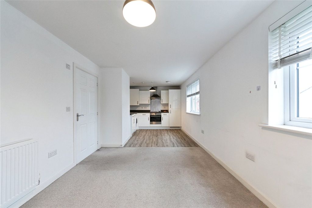 Property photo 3 of 11 Picture No. 01