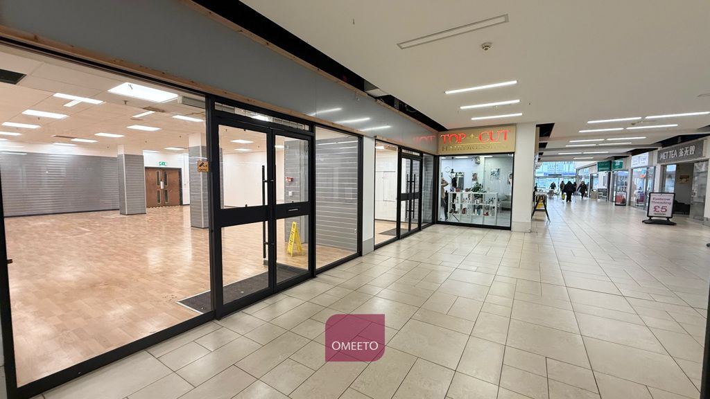 Property photo 2 of 7 Shop In City Centre