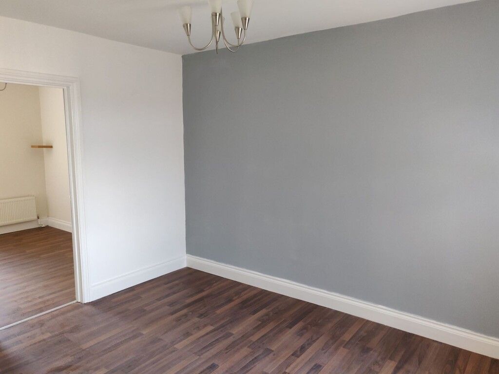 Property photo 2 of 12 Lounge