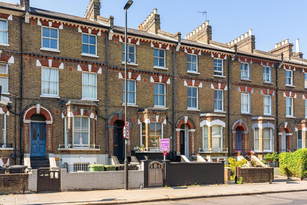 Property photo 1 of 10