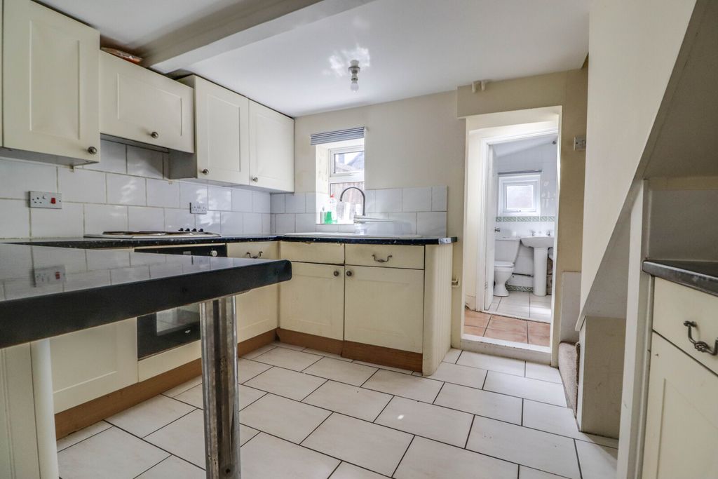 Property photo 3 of 12 Picture No. 04