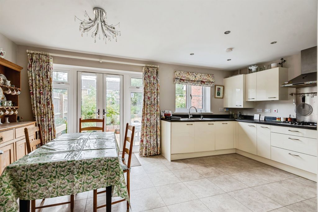 Property photo 2 of 14
