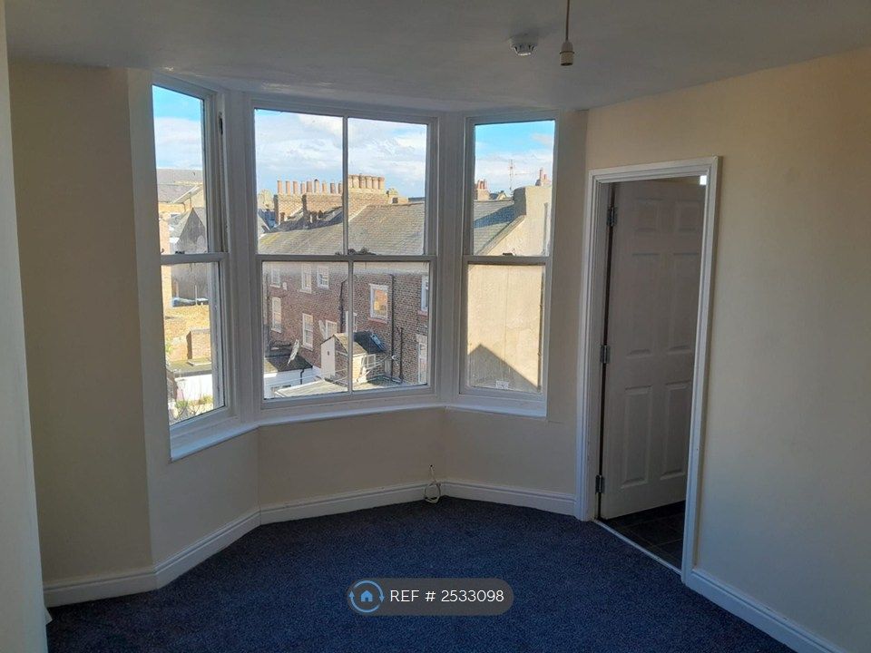 Property photo 2 of 6 Living Room