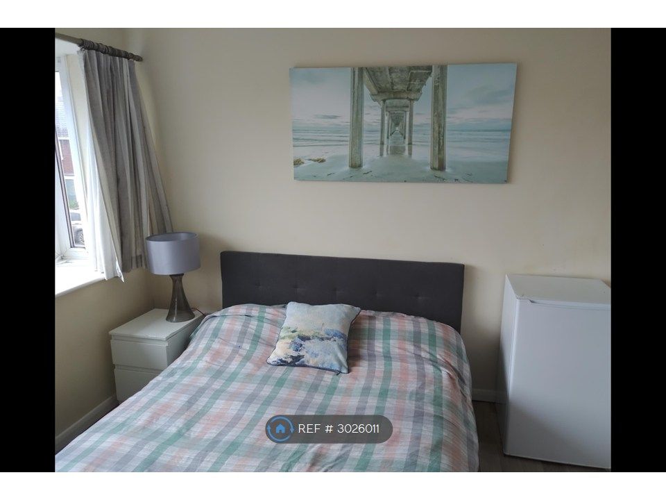 Property photo 3 of 11