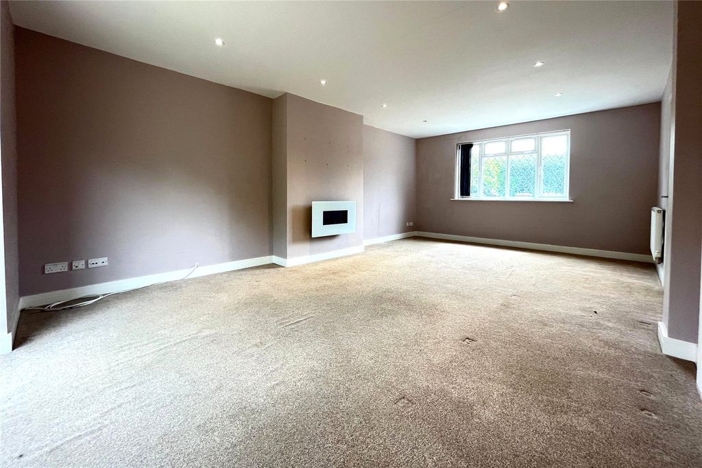Property photo 3 of 16 Picture No. 31