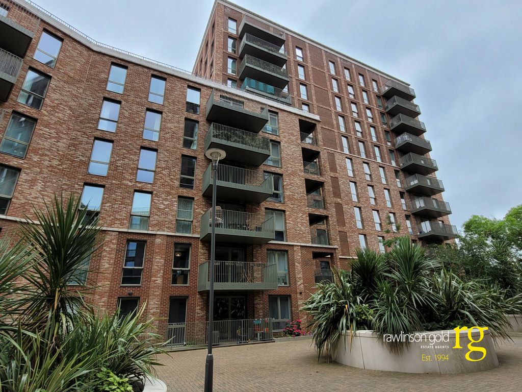 Property photo 1 of 11