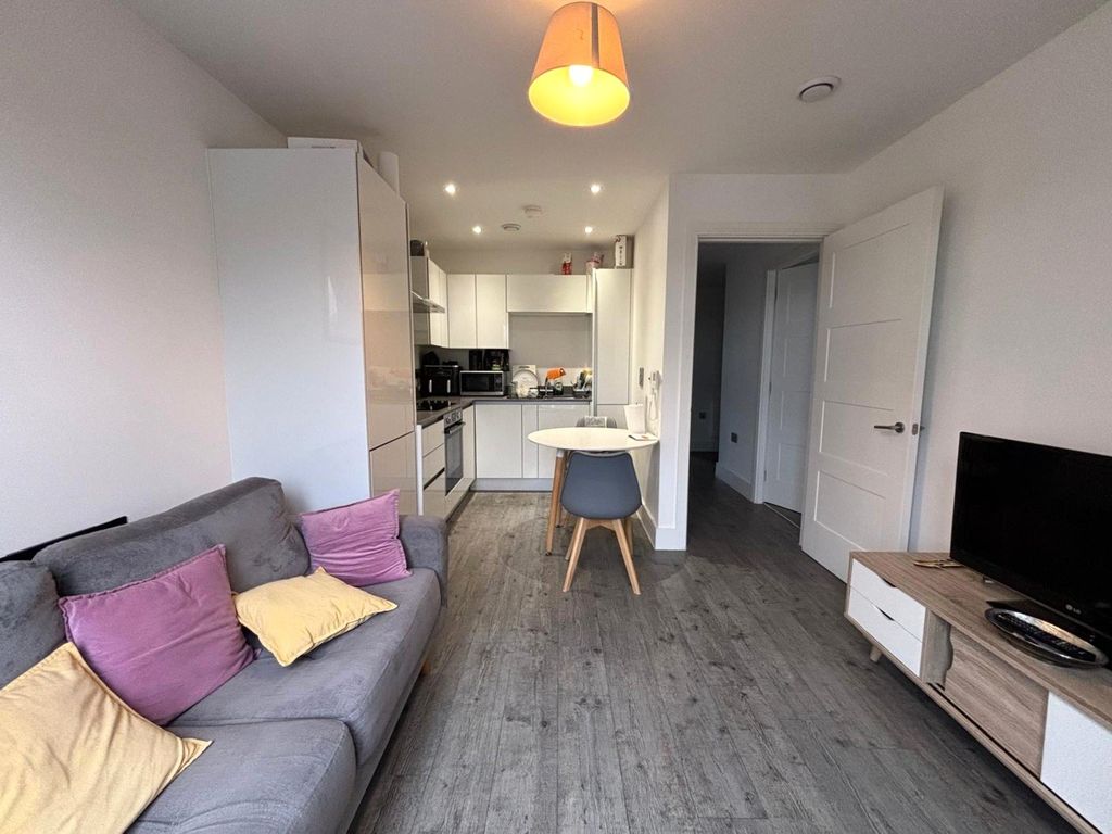 Property photo 3 of 10 Picture No. 14