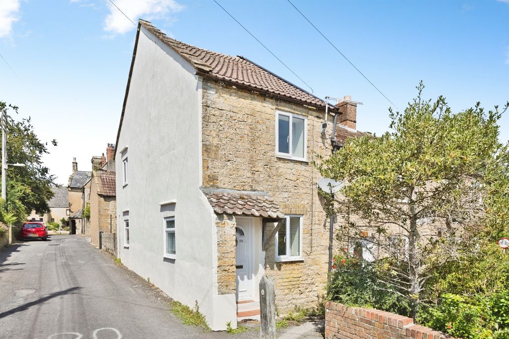 Property photo 1 of 16