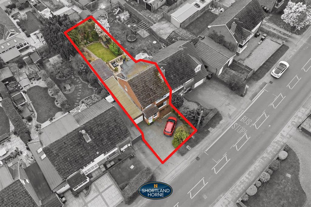 Property photo 2 of 40