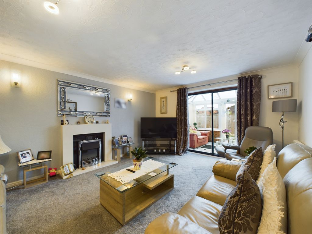 Property photo 2 of 12 Gallery