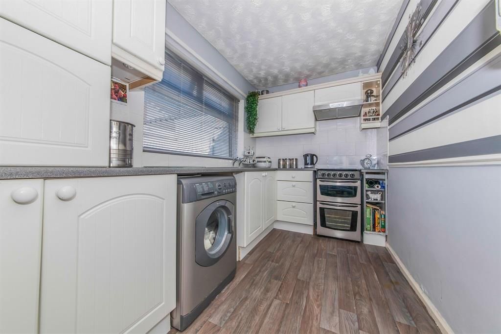 Property photo 1 of 6 Exterior