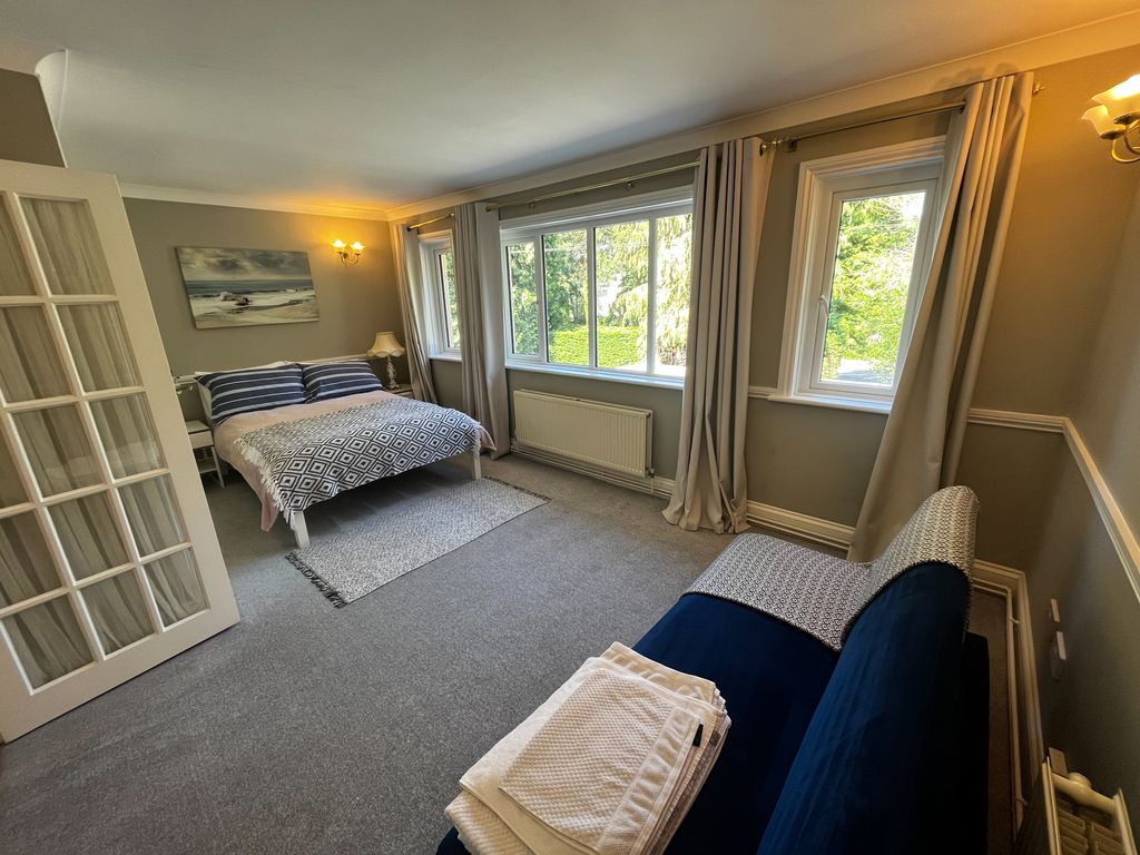 Property photo 1 of 10 Image