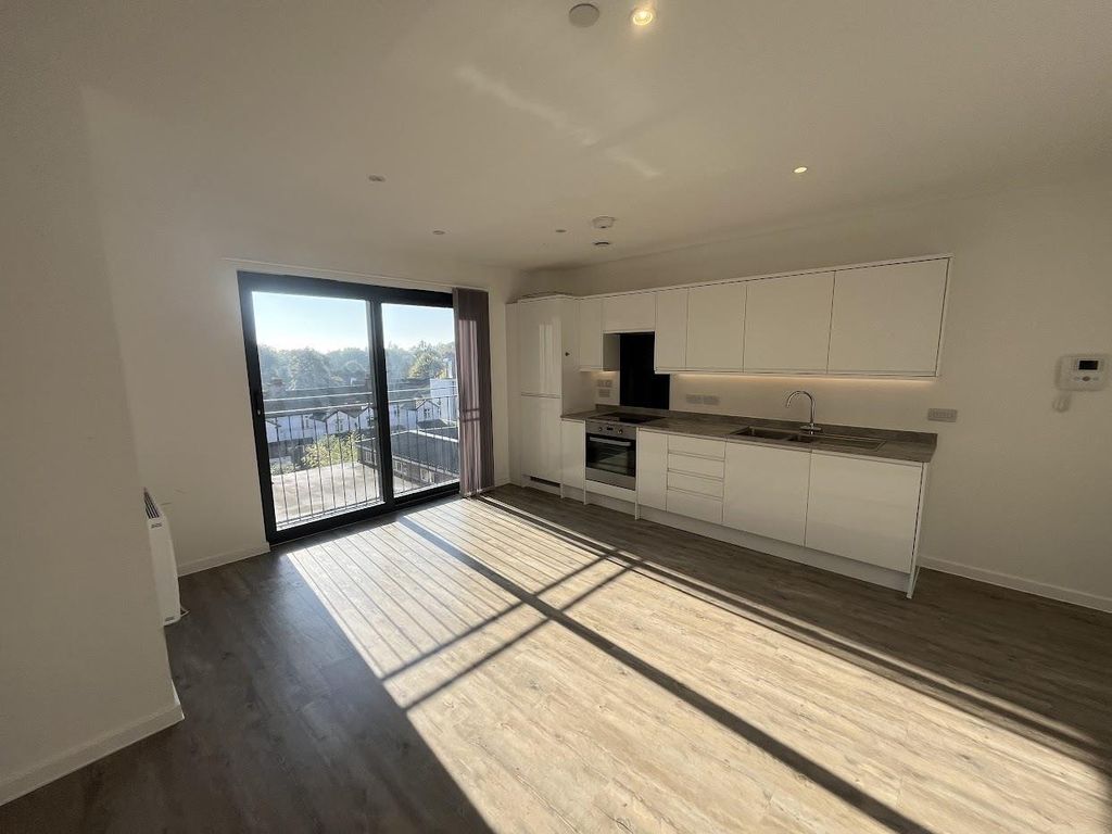 Property photo 3 of 4 Kitchen Area 24 Aston House.Jpg