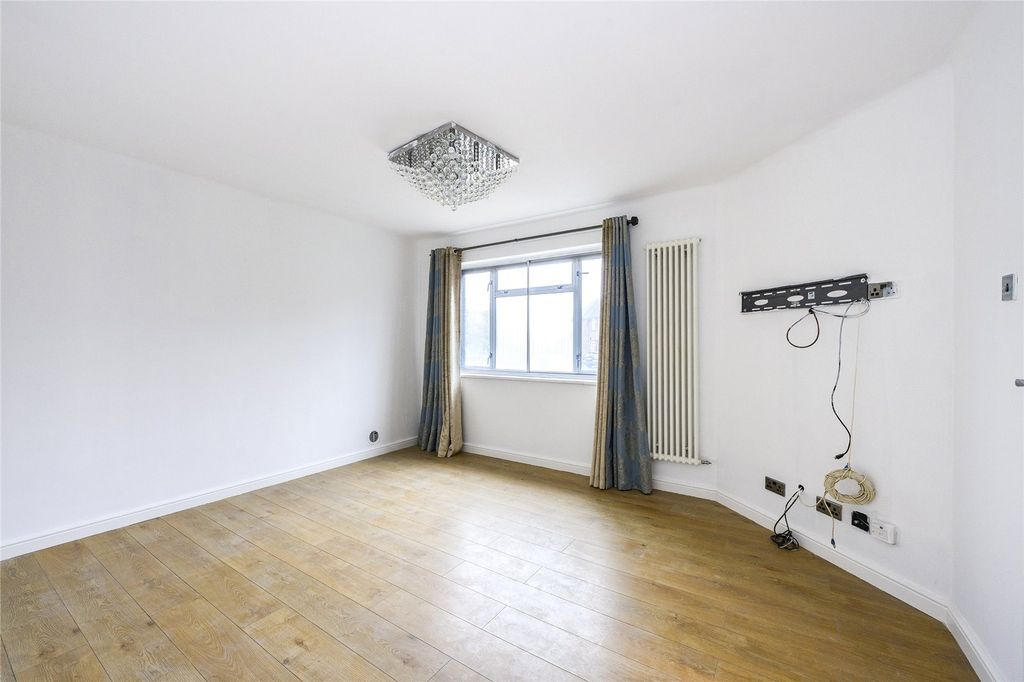 Property photo 2 of 25 Reception Room