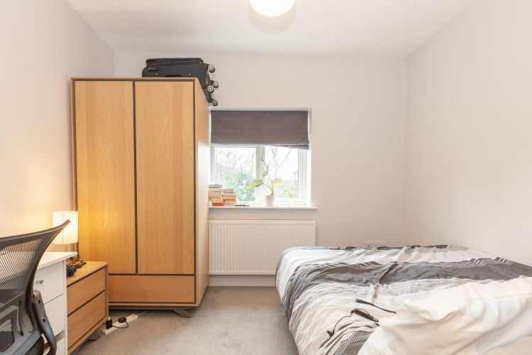 Property photo 1 of 8 242991