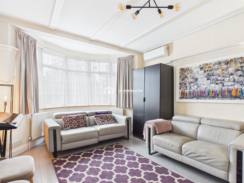 Property photo 2 of 20 Cam03215G0-Pr0123-Still002[1].Jpg