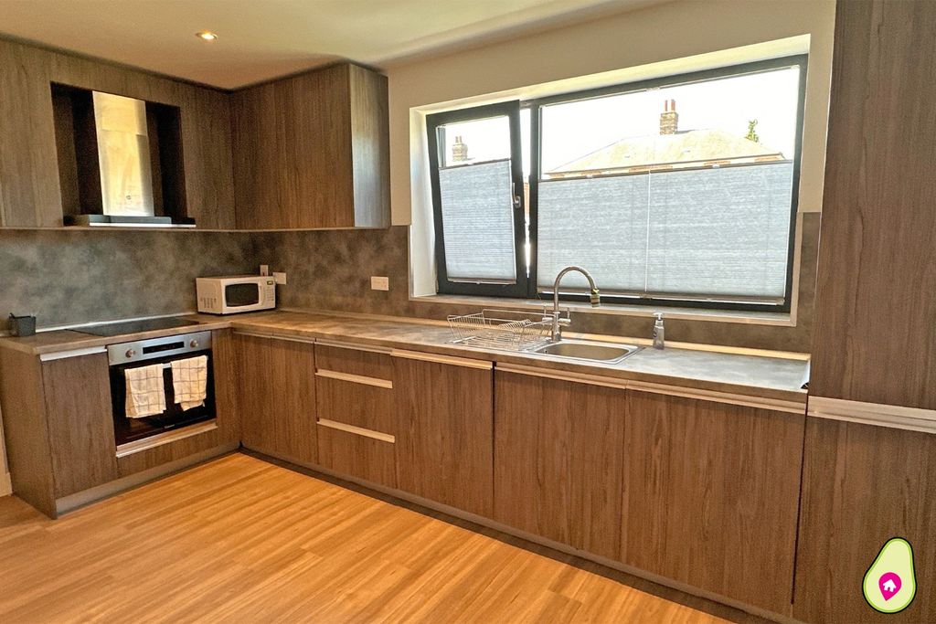 Property photo 3 of 14 5234722