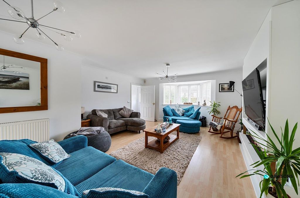 Property photo 2 of 25 8E75Afae-Ea77-4716-B039-75E166A46352.Jpg