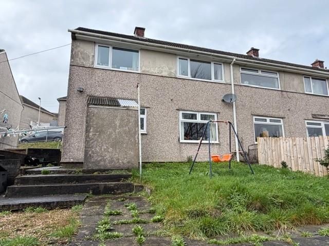 Property photo 2 of 13