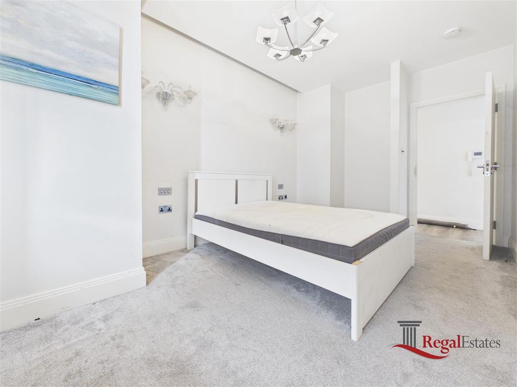 Property photo 1 of 6 Cam02489G0-Pr0315-Still001.Jpg