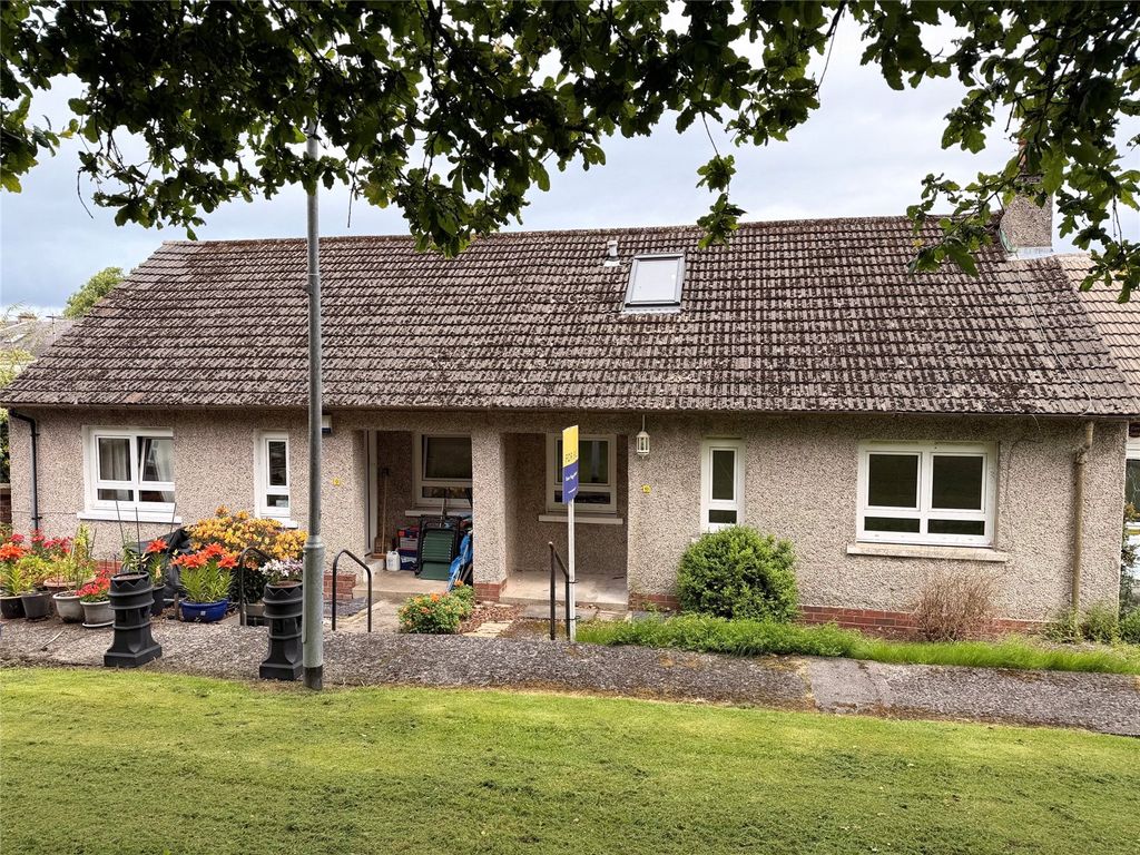 Property photo 1 of 10 Picture No. 12