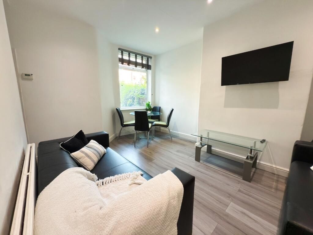 Property photo 2 of 10 Gallery