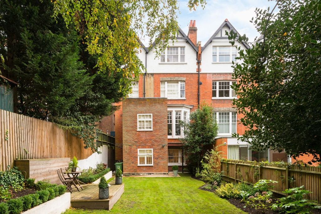 Property photo 1 of 13 Image